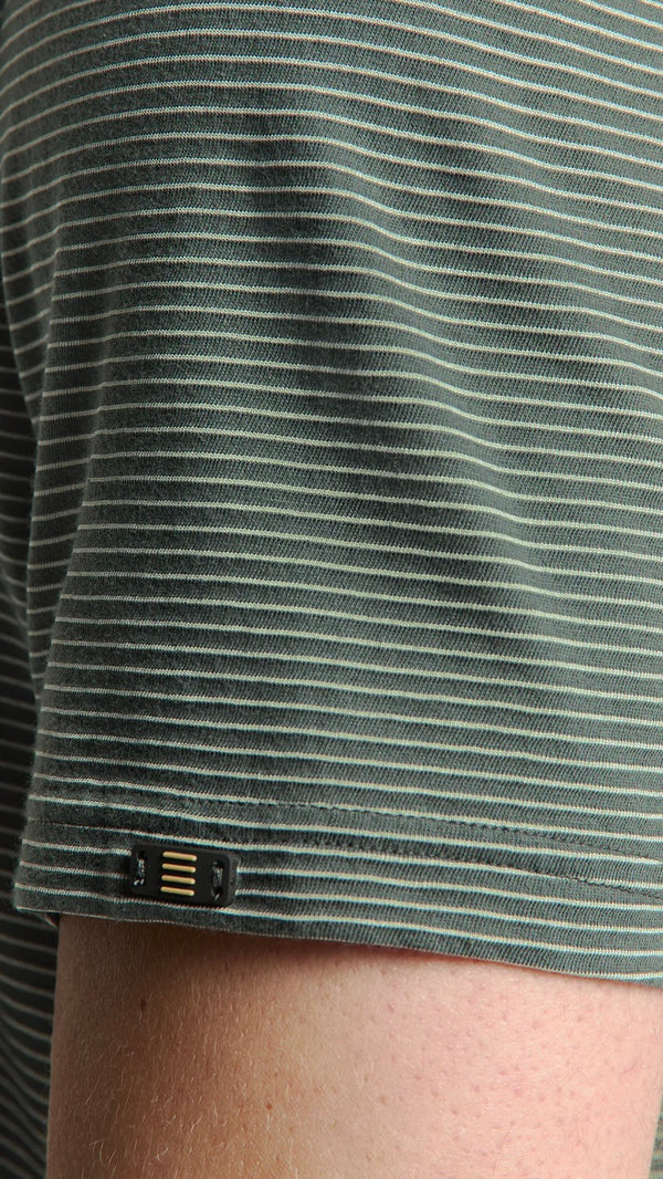 Knitted T Shirt Crewneck Dark