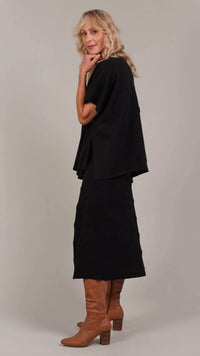 Masa Knit Poncho Black