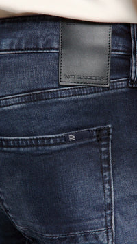 N711D95N Regular Fit 711 Dark Denim
