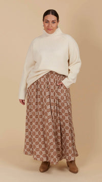 Venus Skirt Deity