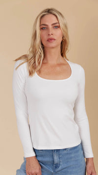 Naria Scoop Neck Top Ivory