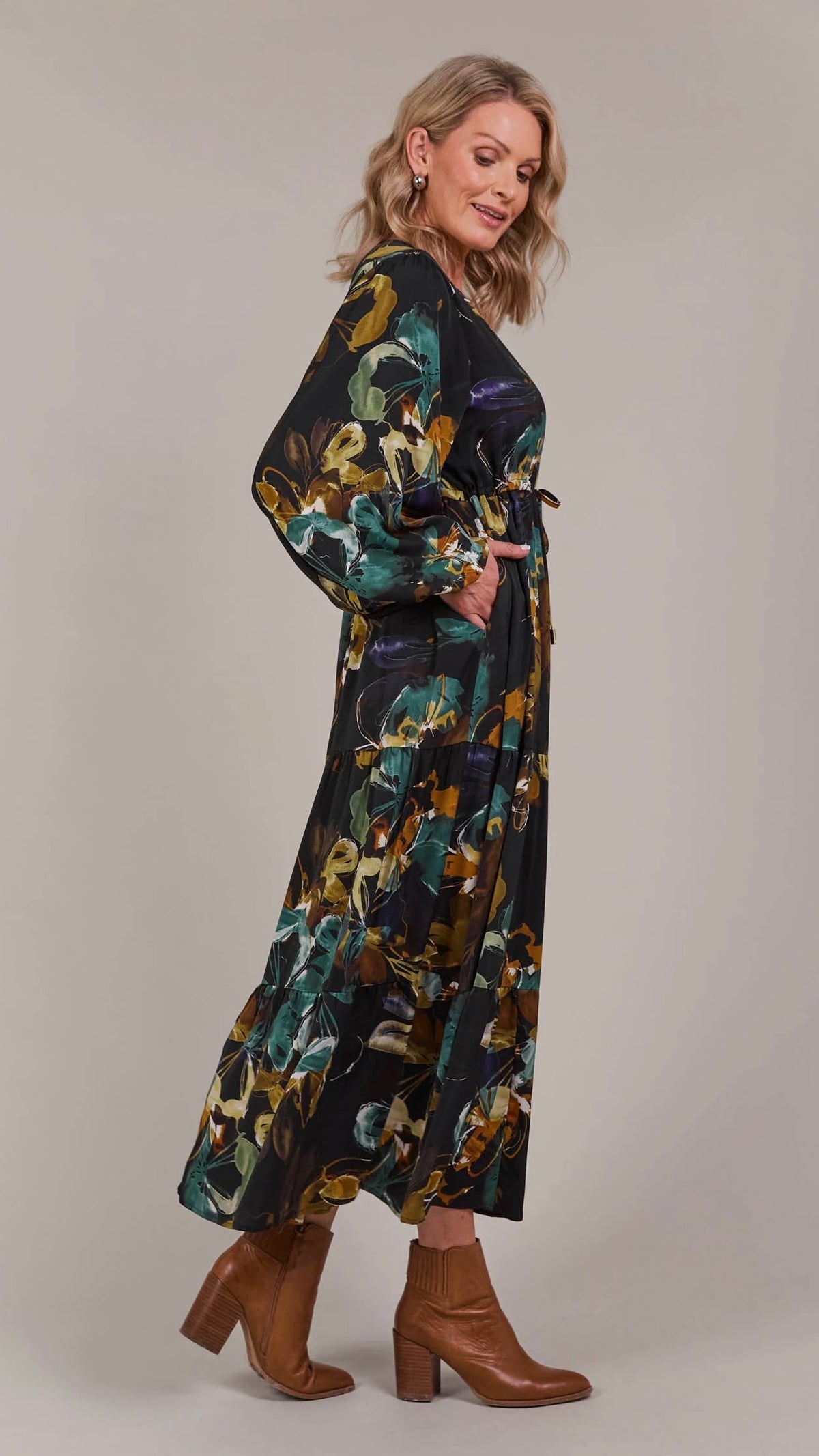 Elsie Maxi Dress Botanical Black