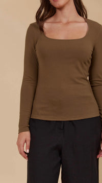 Naria Scoop Neck Top Toffee