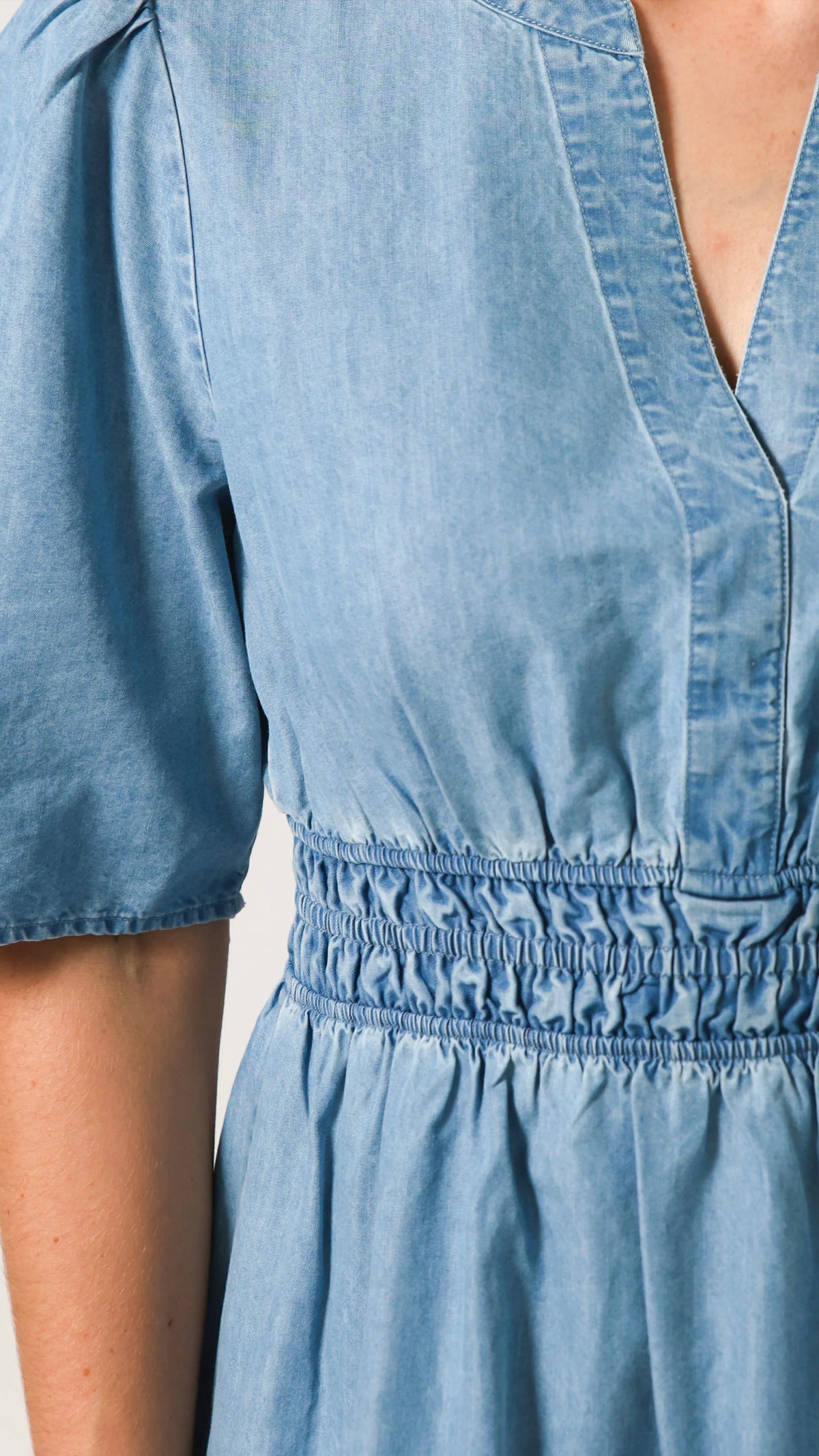Vida Dress Light Wash