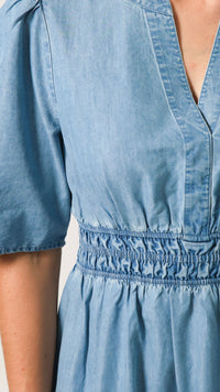 Vida Dress Light Wash