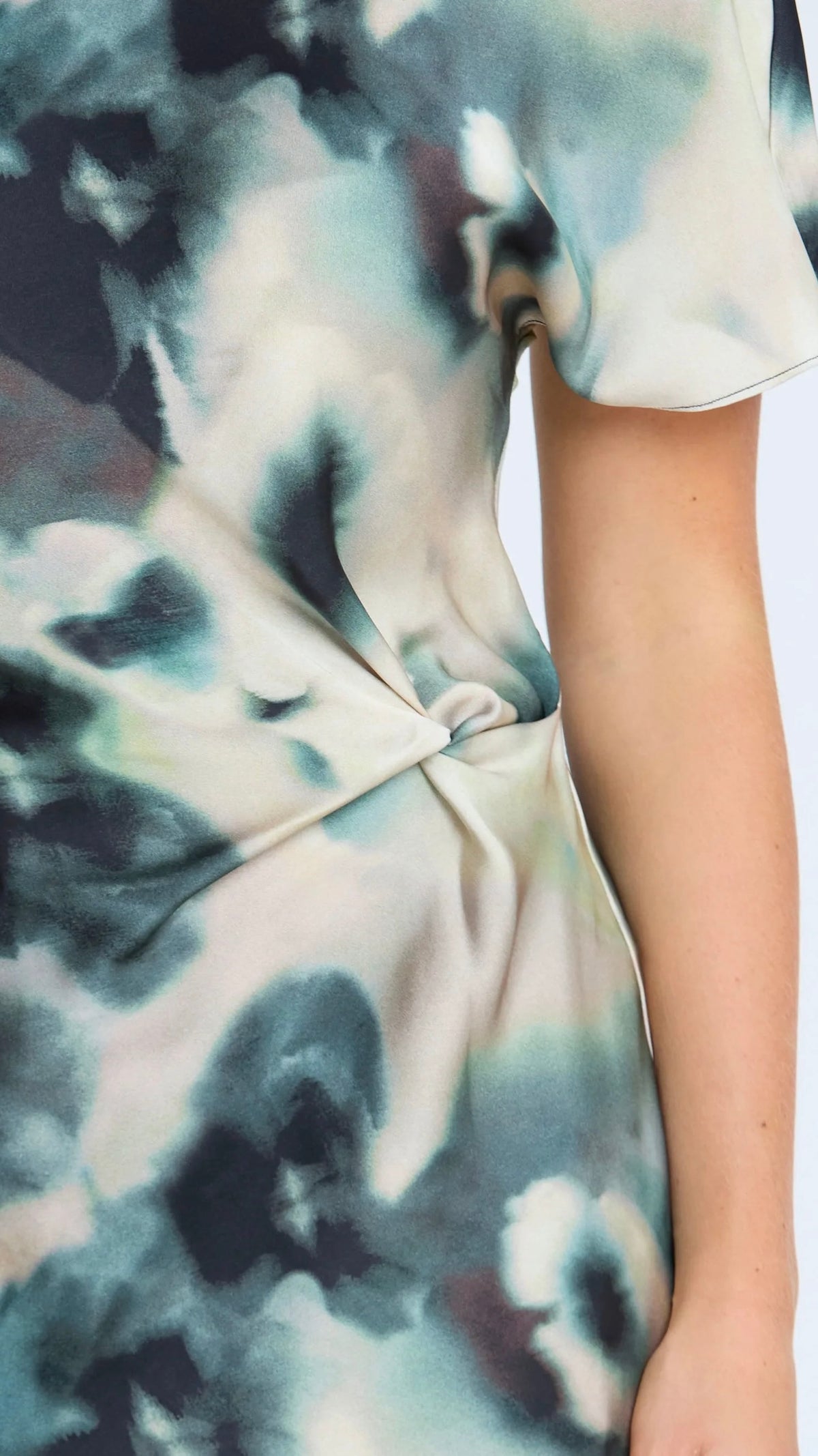 Keiko Dress Olive Grove