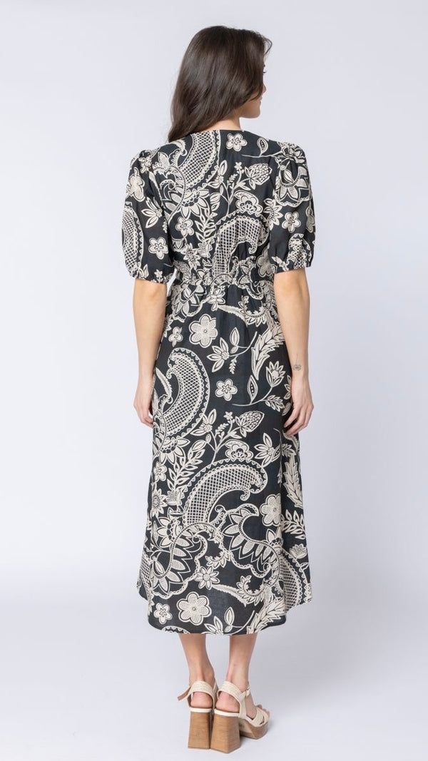 Cheerful Dress Sand Flower