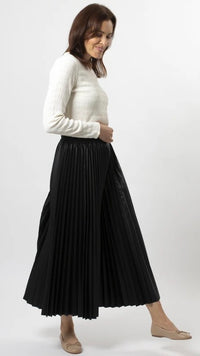 Casette Skirt Black