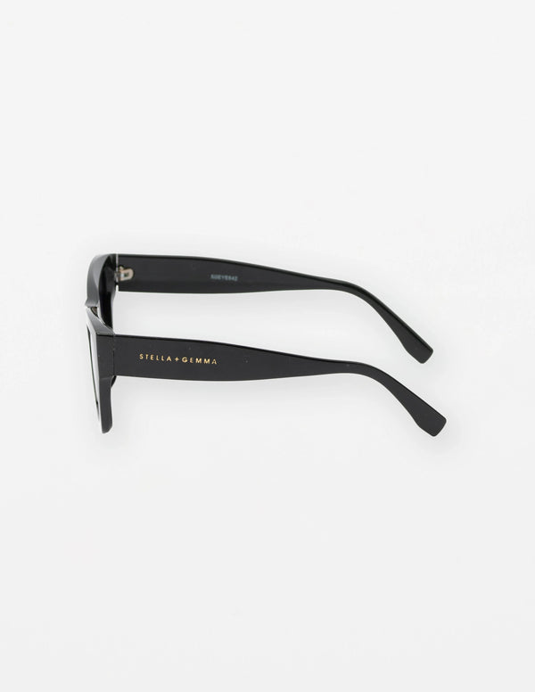 Stella Paige Black - 642