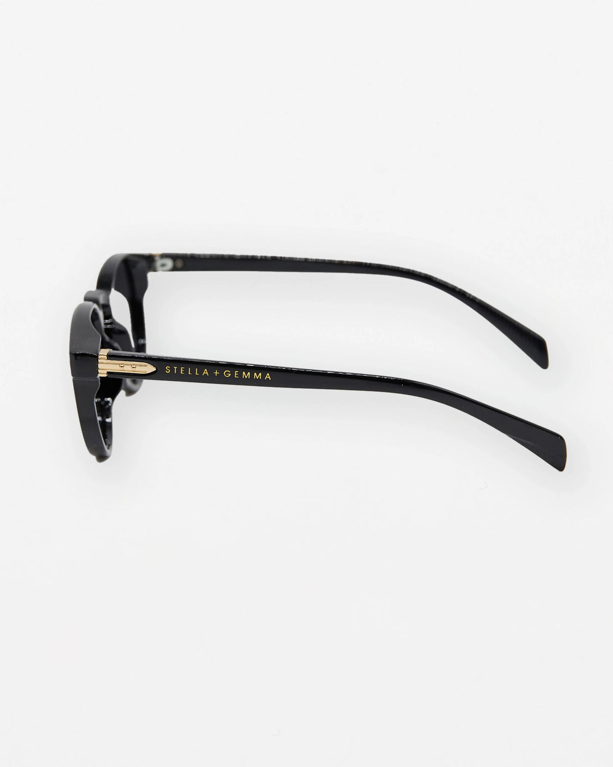 Stella Iris Black 642
