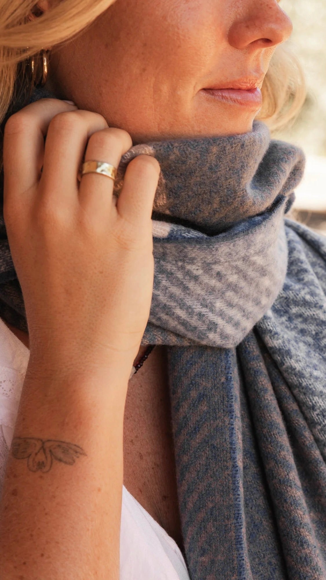 Cambridge Scarf Chambray