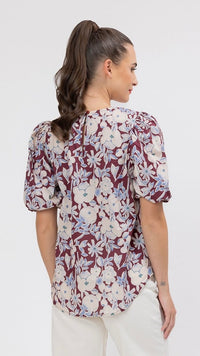 Relaxed Carefree Top Merlot Field