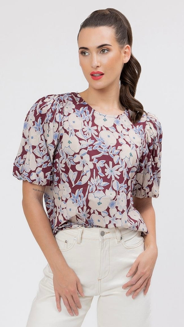 Relaxed Carefree Top Merlot Field
