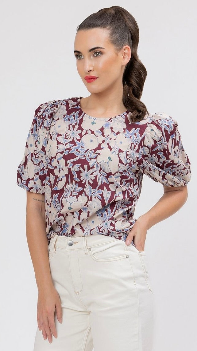 Relaxed Carefree Top Merlot Field