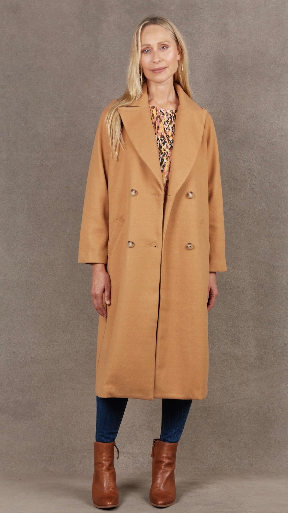 Mohave Coat Camel