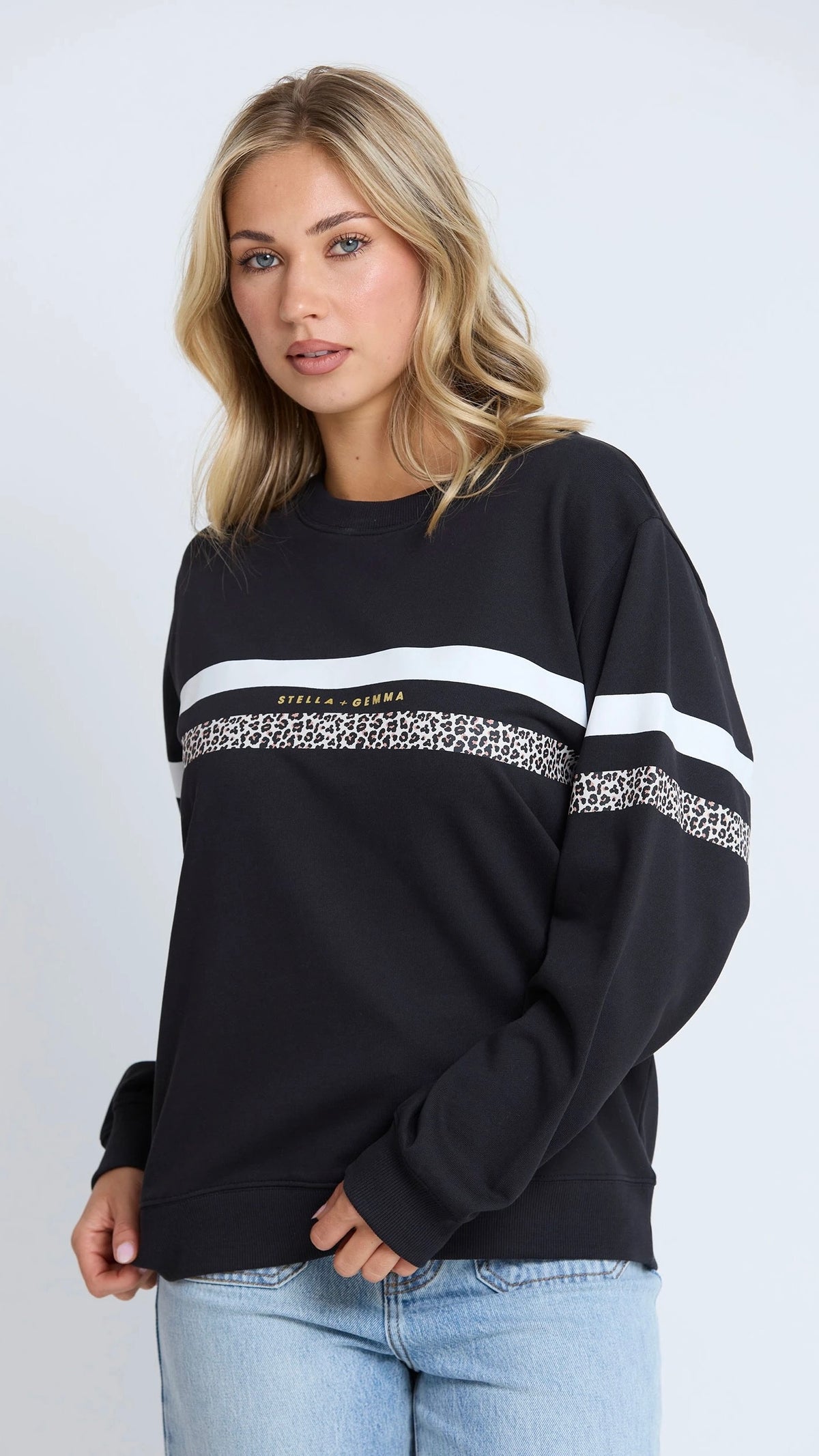 Essential Sweat Black Leopard and White Stripe
