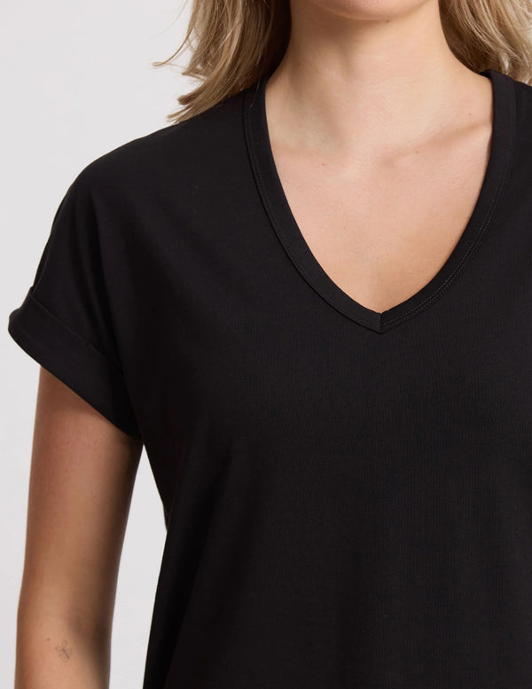 Soho Cuff V Neck Tee Black