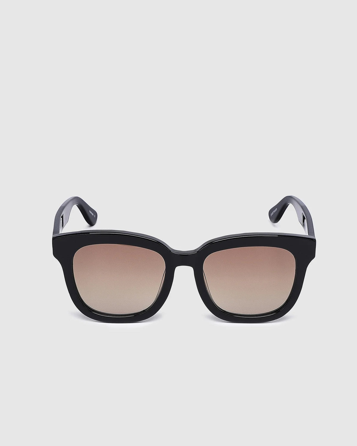 Louenhide - Esme Black