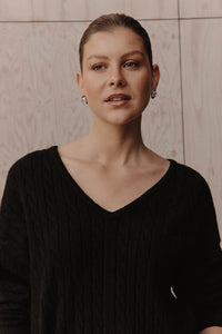 Ivy Pearl Earring Round