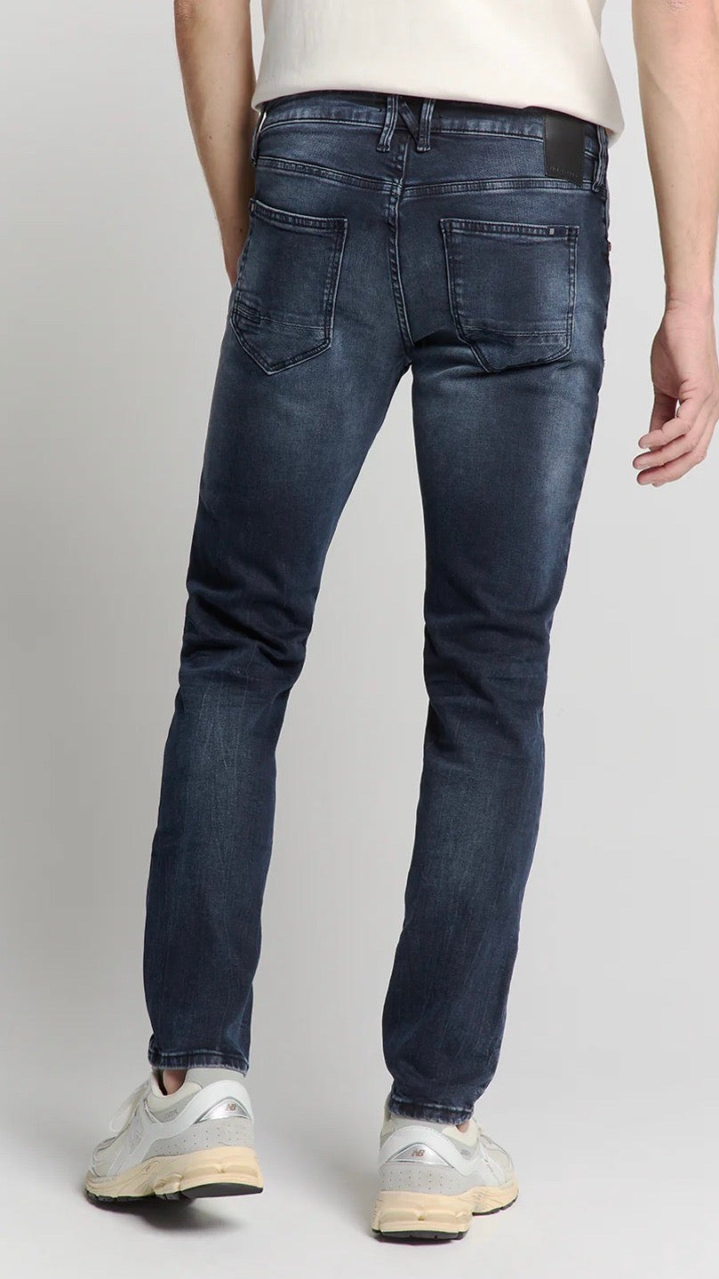 N711D95N Regular Fit 711 Dark Denim