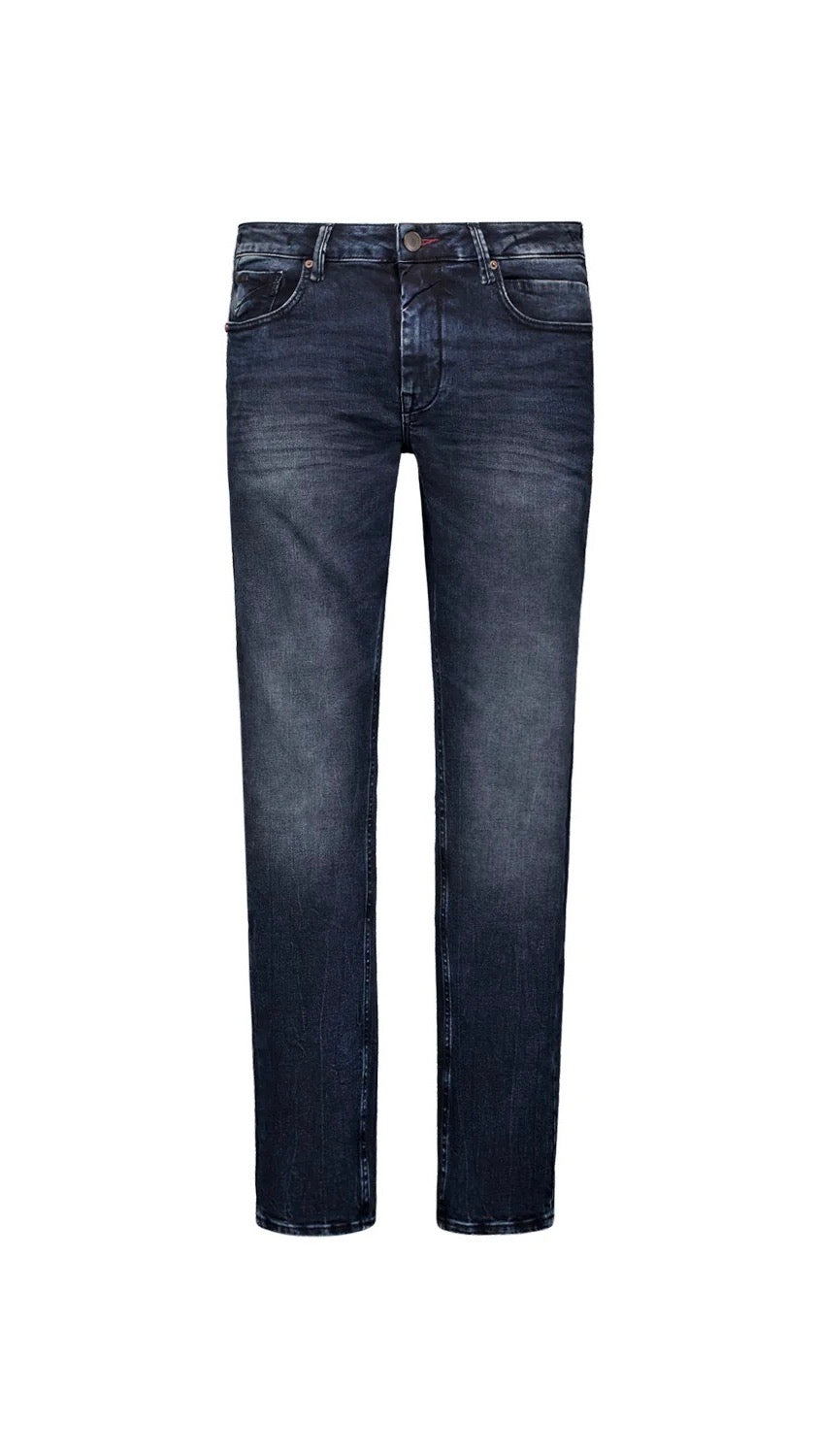 N711D95N Regular Fit 711 Dark Denim