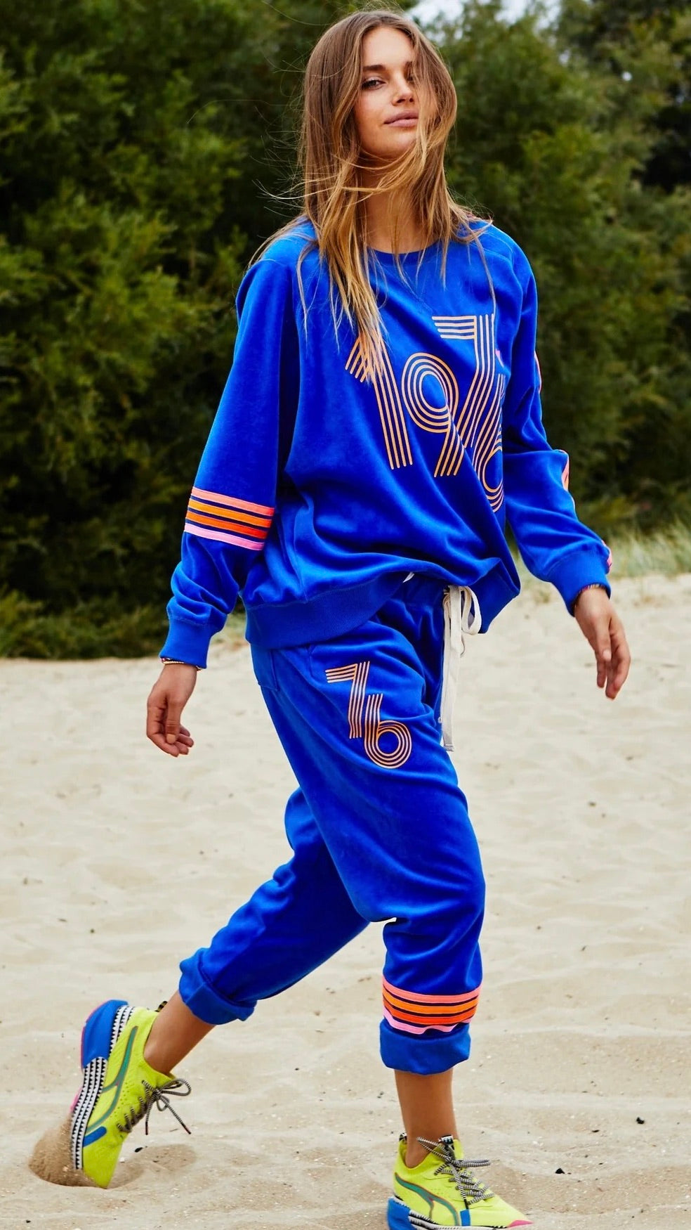 Retro 76 Velour Track Pant Royal