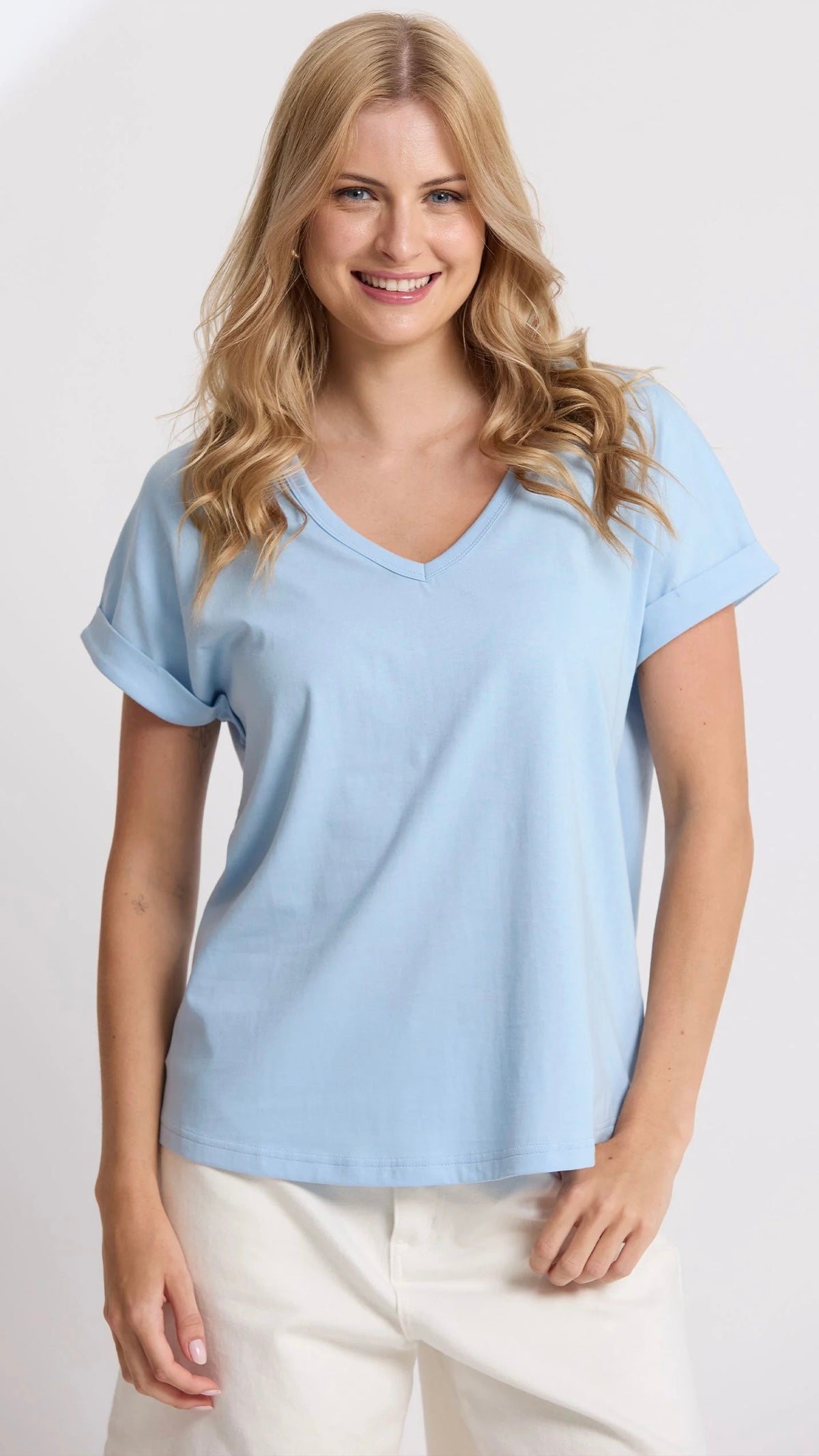 Soho Cuff V Tee Sky