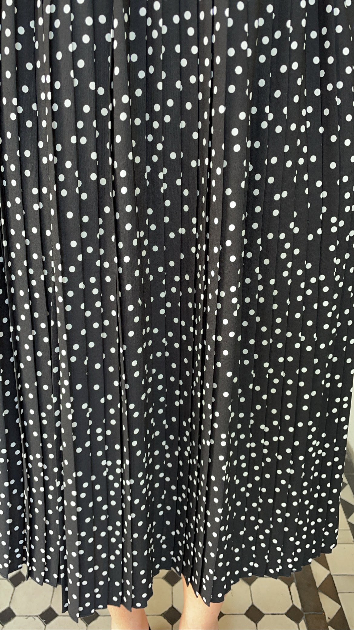 Delta Polka Dot Pleated Skirt Black