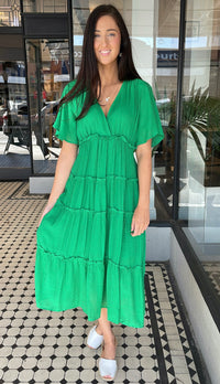 Val Textured Tiered Midi Dress Kelly Green