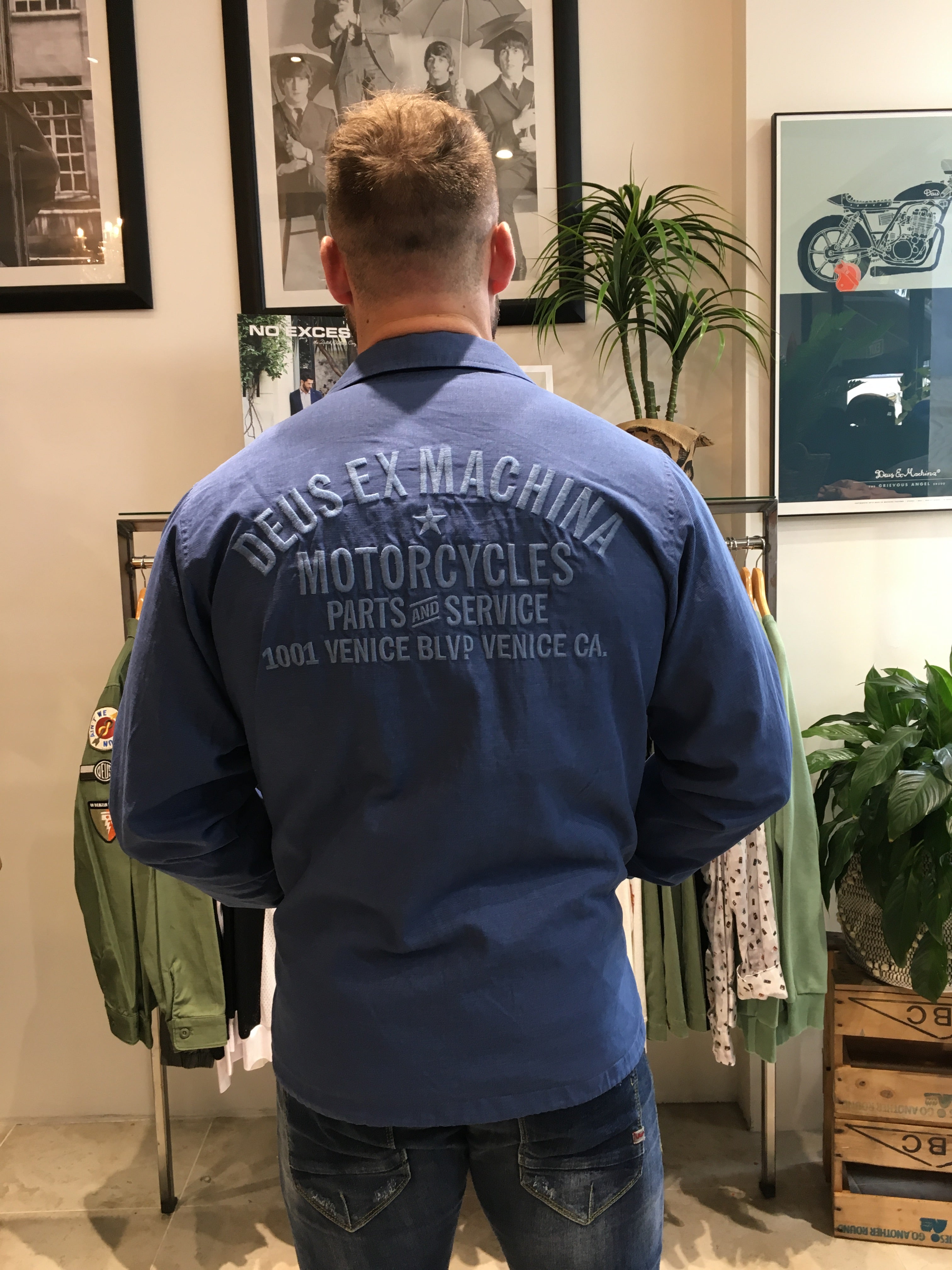 Deus ex machina coach jacket discount