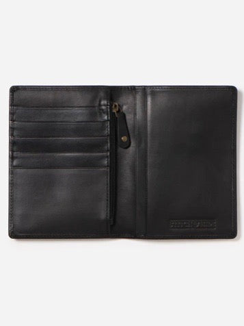 Atlas Passport Holder Black